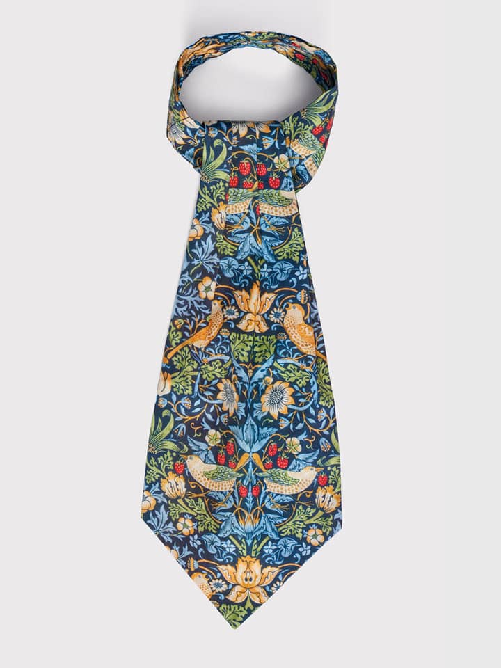 Navy William Morris Strawberry Thief Cravat